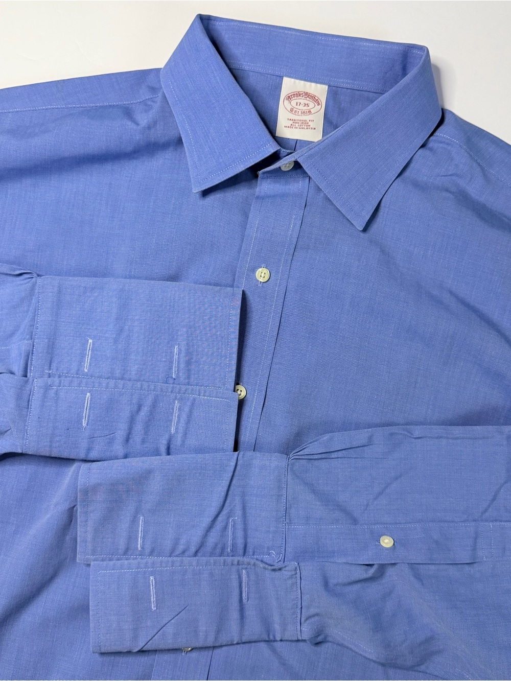 Brook’s Brothers Traditional Fit Non-Iron Blue Men's Dress Shirt 17 / 35